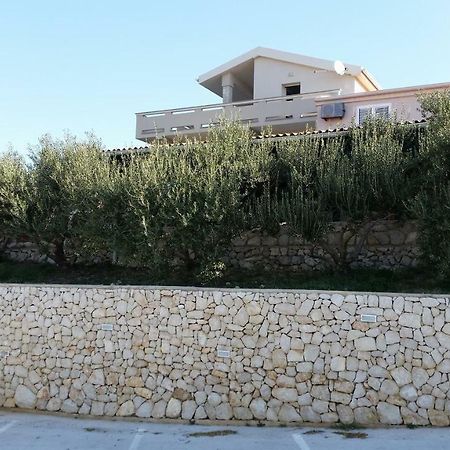 Apartments With A Parking Space Kolan, Pag - 16482 외부 사진