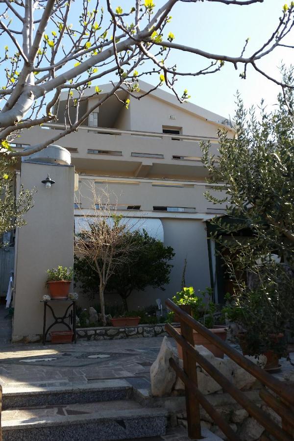 Apartments With A Parking Space Kolan, Pag - 16482 외부 사진